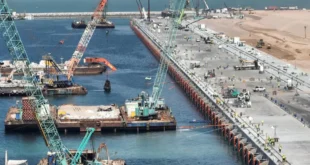 النقل تكشف تفاصيل مراحل مشروع ميناء الفاو وتصاميم “طريق التنمية” وفرص العمل